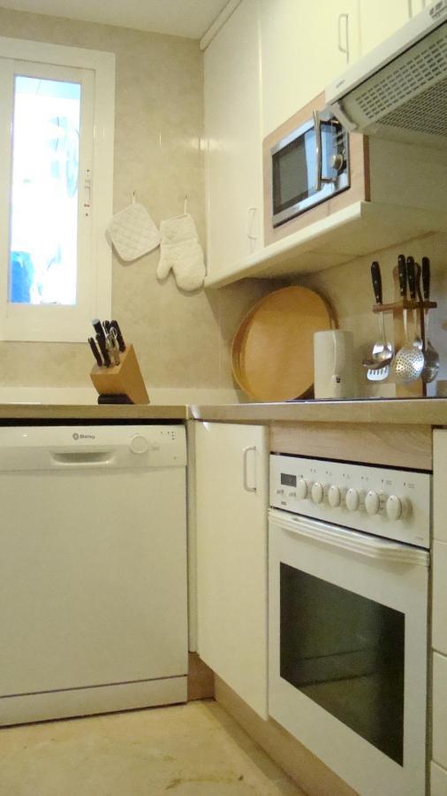 Apartamento La Carihuela - Urb. Eurosol Daire Torremolinos Dış mekan fotoğraf