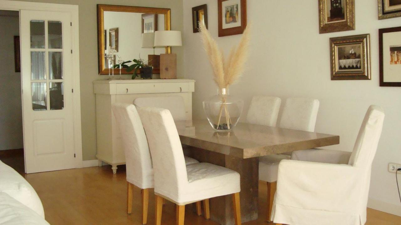 Apartamento La Carihuela - Urb. Eurosol Daire Torremolinos Dış mekan fotoğraf