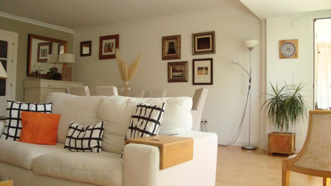 Apartamento La Carihuela - Urb. Eurosol Daire Torremolinos Dış mekan fotoğraf