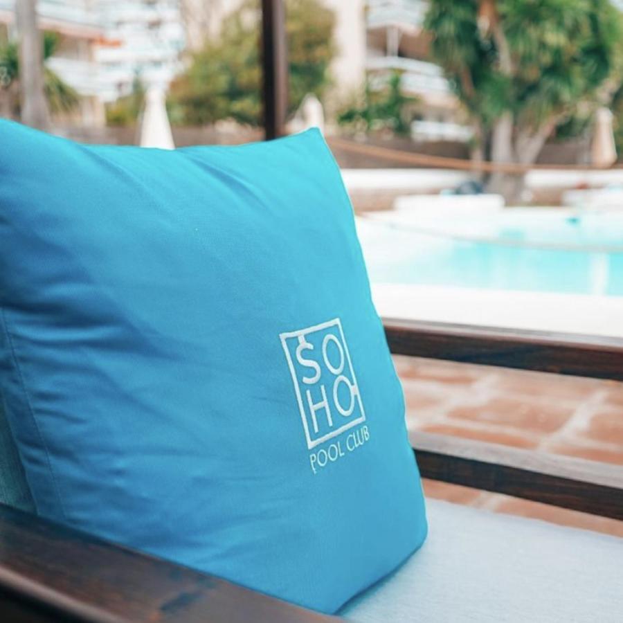 Apartamento La Carihuela - Urb. Eurosol Daire Torremolinos Dış mekan fotoğraf