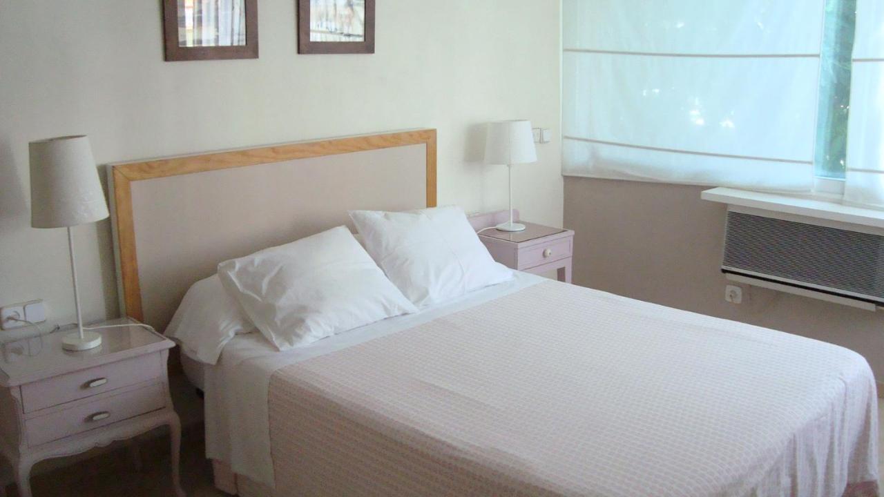 Apartamento La Carihuela - Urb. Eurosol Daire Torremolinos Dış mekan fotoğraf