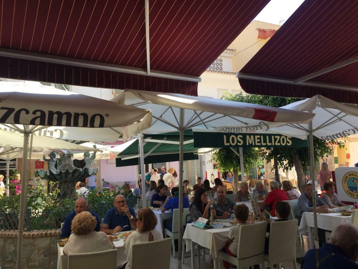 Apartamento La Carihuela - Urb. Eurosol Daire Torremolinos Dış mekan fotoğraf